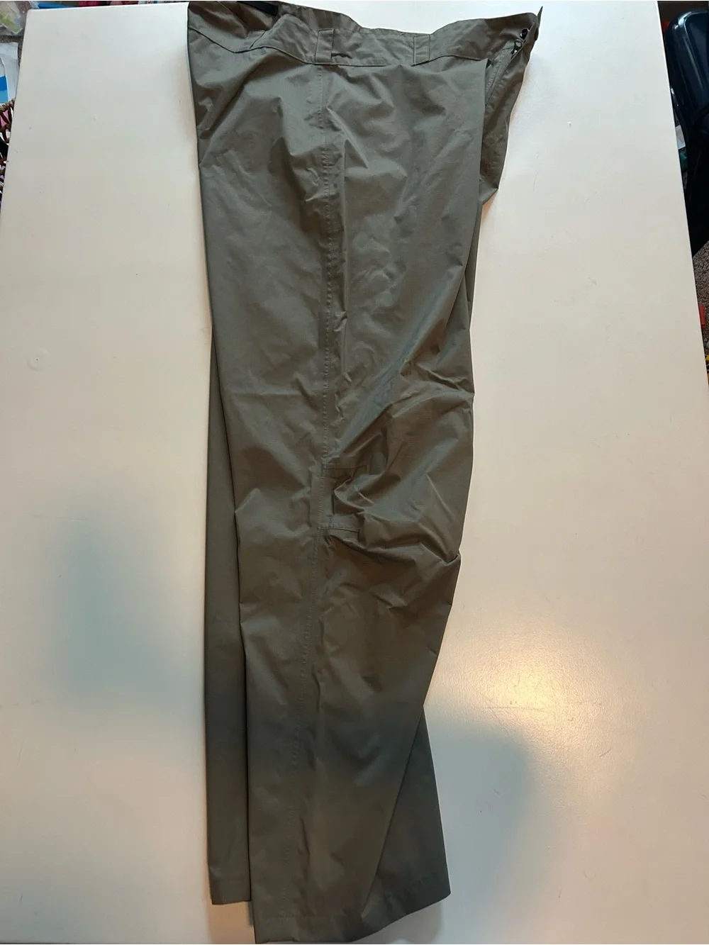 Beyond Men's Lightweight Casual Pants - Taupe